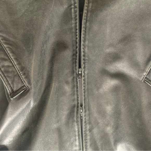 Danier 100% genuine leather coat black Mens size MED full zip with collar - Picture 7 of 16